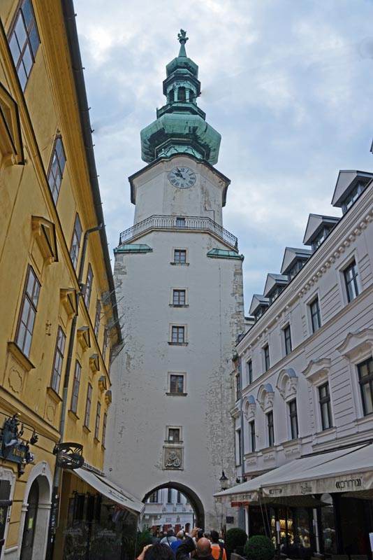 Bratislava/EUR_2727.JPG